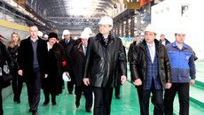 На производство ребята приходят квалифицированными специалистами. Фото Михаила ПЕРМИНА
