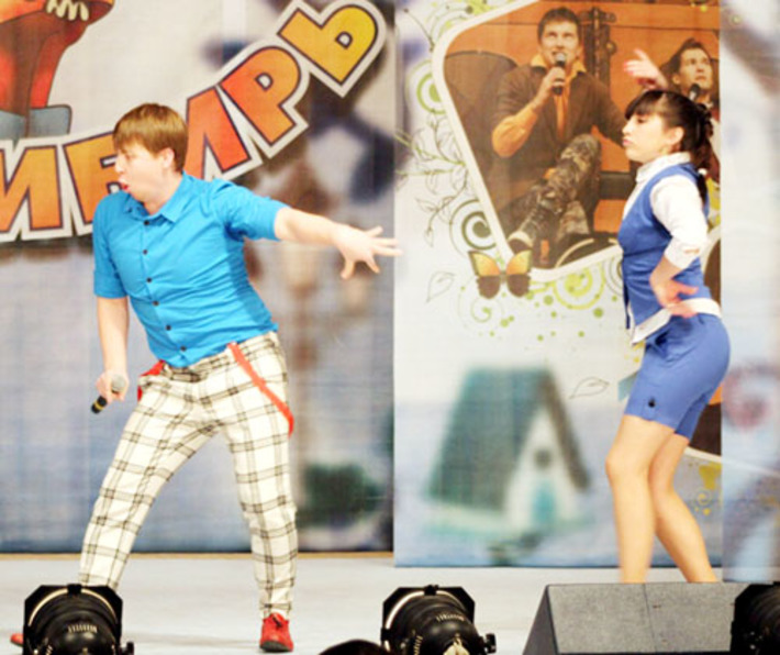 На сцене сборная Алтайского края. Фото предоставлены ООО «Гаринсон-шоу»