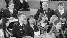Лауреаты премии Президента РФ — активные люди. Фото Павла КОМАРОВА