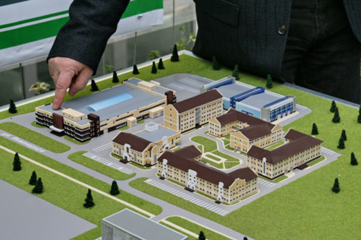 Шаг за шагом реализуется один из самых крупных инвестиционных проектов региона — строительство новосибирского Академпарка. Фото с сайта news-novosibirsk.ru