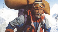 Один из лучших спортсменов ХХ века, выдающийся альпинист Владимир Балыбердин — бывший ученик школы № 49 города Карасука Новосибирской области. Фото из архива Карасукского краеведческого музея