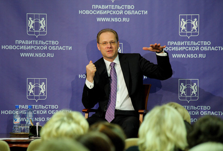 Василий Юрченко: «Могу с уверенностью сказать, что задачи, которые ставились правительством региона перед отраслями в первом квартале 2012 года, выполнены». Фото Павла КОМАРОВА