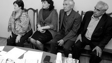 На приёме представители инициативной группы посёлка Садовый. Фото Павла КОМАРОВА