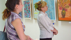 Картины смотрим засветло, потом — погружение  в музейные тайны. Фото Татьяны ШИПИЛОВОЙ