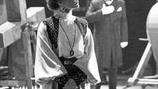 Обладательница премии «Золотая маска» в номинации «Лучшая женская роль» Светлана Замараева (Екатеринбург) предстанет  21 мая в своей коронной роли на фестивале  «Ново-Сибирский транзит»  в спектакле «Без вины виноватые» по Островскому