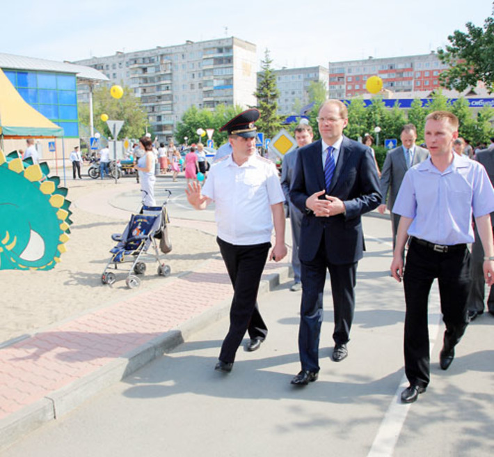 Подобный автогородок  появится  и в Левобережье. Фото Павла КОМАРОВА
