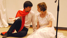 Интерес зрителей и жюри вызвала глубоко психологичная постановка Тургеневской «Аси» в исполнении воспитанников детского Дома творчества имени Дубинина. Фото Ларисы РАКИТЯНСКОЙ