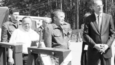 Лес охраняют на земле, с воздуха и с помощью видеонаблюдения. Фото Виталия ЗЛОДЕЕВА