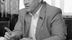Анатолий Локоть признался, что более всего ценит в людях откровенность.Фото Павла КОМАРОВА