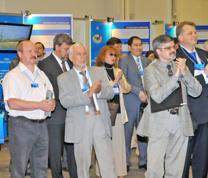 На открытии венчурной ярмарки. Фото пресс-службы губернатора и правительства НСО