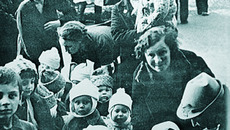 Многие из лениградских ребят попали  в купинские семьи. Фото с  edu54.ru