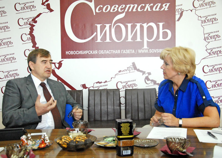 На встрече в редакции разговор шел о нюансах антимонопольного законодательства. Фото Михаила ПЕРМИНА