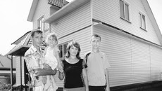 Мой коттедж — моя крепость. Фото Павла КОМАРОВА