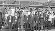 Традиционное фото на память. Фото пресс-центра мэрии