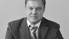 министр строительства и ЖКХ региона Денис Вершинин