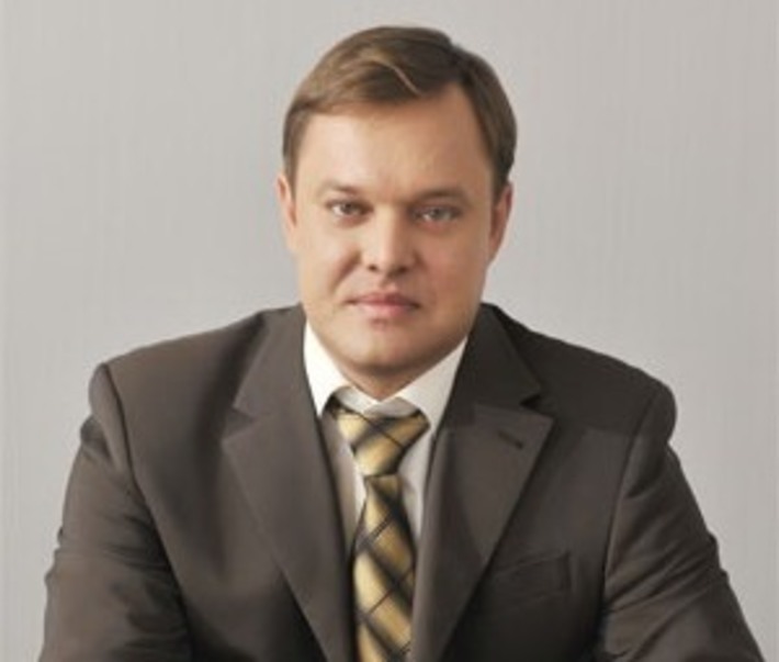 министр строительства и ЖКХ региона Денис Вершинин