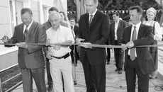 Губернатор Василий Юрченко принял участие в торжественном открытии нового корпуса Кыштовской ЦРБ. Фото пресс-службы губернатора и правительства НСО