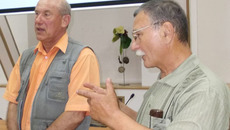 Писатель Сергей Трахимёнок и кинооператор Борис Травкин были друзьями Николая Самохина, они и сняли фильм о нем. Фото Татьяны ШИПИЛОВОЙ