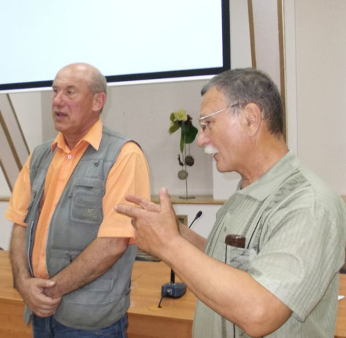 Писатель Сергей Трахимёнок и кинооператор Борис Травкин были друзьями Николая Самохина, они и сняли фильм о нем. Фото Татьяны ШИПИЛОВОЙ