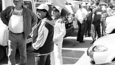 Начинаем автопробег. Фото Аркадия УВАРОВА