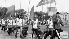 Соревнования по спортивно-прикладному собаководству проводятся в любую погоду — и в дождь, и в 30-градусную жару. Фото из архива новосибирского регионального отделения ДОСААФ России