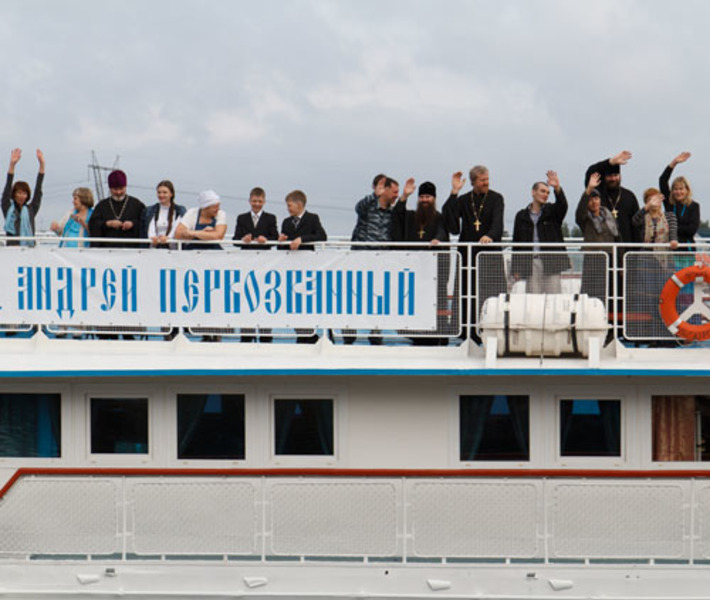 Участники рейда оказали помощь жителям 47 сел и деревень. Фото Аркадия УВАРОВА