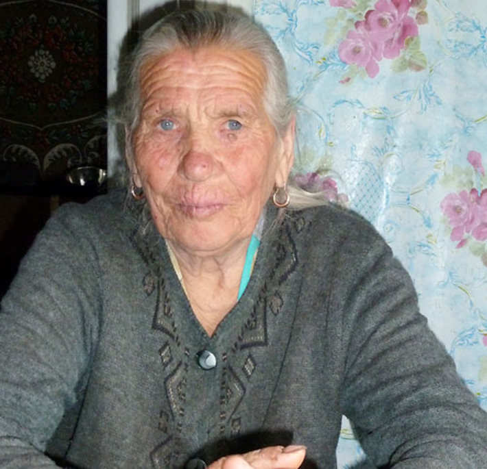 Нина Яковлевна Гельцер заработала пять медалей за труд. Фото Зои ТЮРИНОЙ