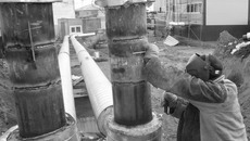 Монтаж новой газовой котельной в Колывани. Фото Михаила ПЕРМИНА