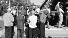 Бывшим солдатам было что вспомнить. Фото Ольги ЛЕВИНОЙ