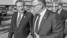 Иван Мороз: «Проблемы, с которыми сталкиваются жители этих районов, известны». Фото с сайта zsnso.ru