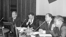 Заседание комитета по государственной политике, законодательству и местному самоуправлению. Депутаты Законодательного собрания рассмотрели проект закона «О порядке отзыва губернатора Новосибирской области». Фото с сайта zsnso.ru