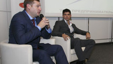 На дискуссионной площадке конгресса было жарко. Фото Аркадия УВАРОВА