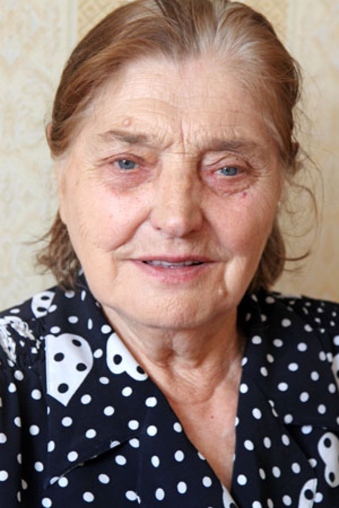 Надежда Николаевна имеет множество поощрений и наград от руководства за свой добросовестный многолетний труд и большую общественную работу, медали «За трудовое отличие» и «Ветеран труда». Н.Н. Котова — почетный ветеран Западно-Сибирской магистрали.Фото автора и из личного архива Н.Н. КОТОВОЙ