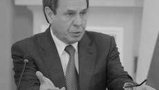 Мэр Новосибирска Владимир Городецкий: «Готовьте предложения по второму чтению бюджета». Фото Михаила ПЕРИКОВА