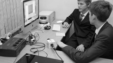 Ученики гимназии № 1 сильны как в гуманитарных, так и в точных науках. Фото  Михаила ПЕРМИНА