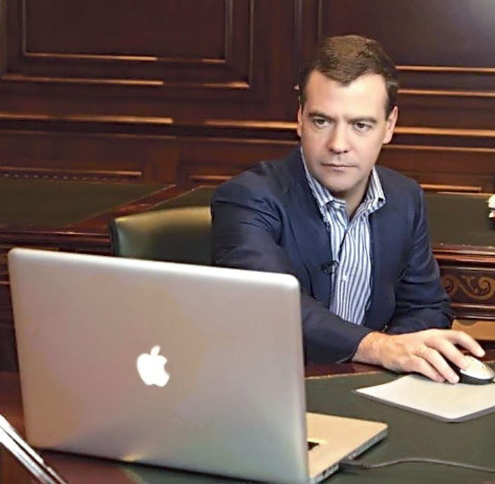 Моду на твиттеризацию российских чиновников завел Дмитрий Медведев. Фото с сайта www.ovesti.ru