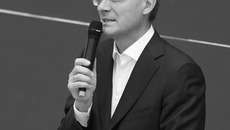 На вопросы студенческой аудитории Василий Юрченко отвечал больше часа. Фото Аркадия УВАРОВА