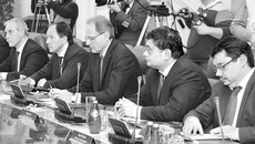 Губернатор Василий Юрченко на общем собрании Ассоциации инновационных регионов России. Фото с сайта tatarstan.ru