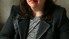 начальник юридического отдела министерства строительства и ЖКХ Новосибирской области Лариса Гильмутдинова. Фото с сайта www.nn-baza.ru