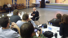 Главное — найти своего издателя и своего читателя, говорит  Анатолий Строев. Фото Татьяны РЕШКЕ