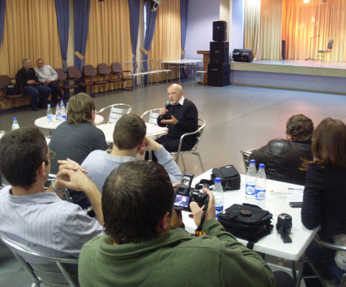 Главное — найти своего издателя и своего читателя, говорит  Анатолий Строев. Фото Татьяны РЕШКЕ