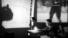 Сцена из спектакля «Ручейник,  или Куда делся Андрей?» Фото предоставлено театром «Старый дом»