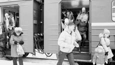 У новой электрички из Бердска уже есть постоянные пассажиры. Фото Михаила ПЕРМИНА