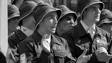В регионе создано более  100 студенческих строительных отрядов, насчитывающих около 2 000 участников. Фото Павла КОМАРОВА (архив)