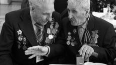 Сегодня в нашей области проживают  209 участников Сталинградской битвы. Фото Аркадия УВАРОВА