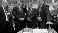 Развитие строительного комплекса — одна из приоритетных задач правительства региона. Фото Михаила ПЕРМИНА