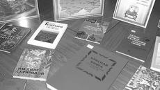 Выставка книг природоохранной тематики в библиотеке. Фото предоставлено департаментом природных ресурсов и охраны окружающей среды Новосибирской области