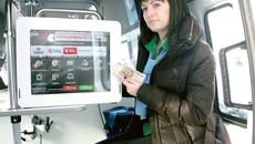 По области будут курсировать мобильные  офисы МФЦ. Фото Михаила ПЕРМИНА