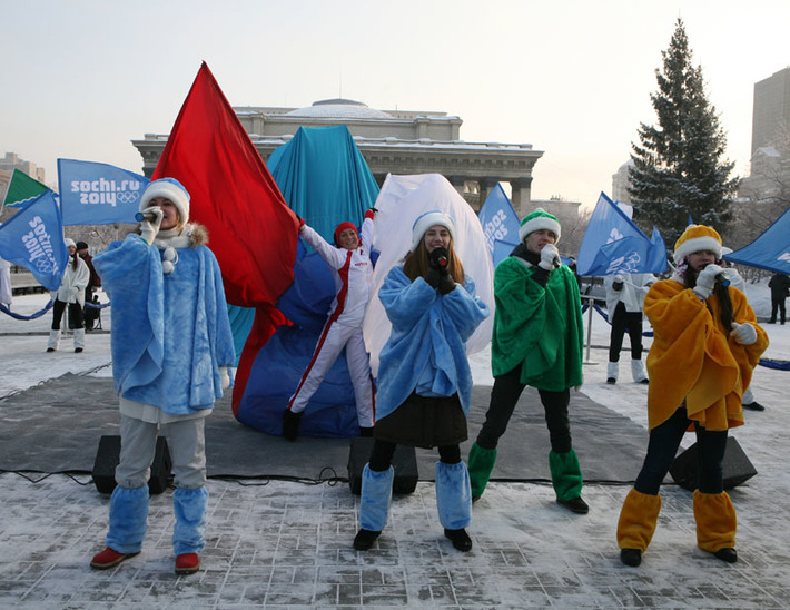 Запуск обратного отсчета времени до сочинской Олимпиады в Новосибирске вылился в настоящий праздник. Фото пресс-службы Оргкомитета «Сочи-2014»