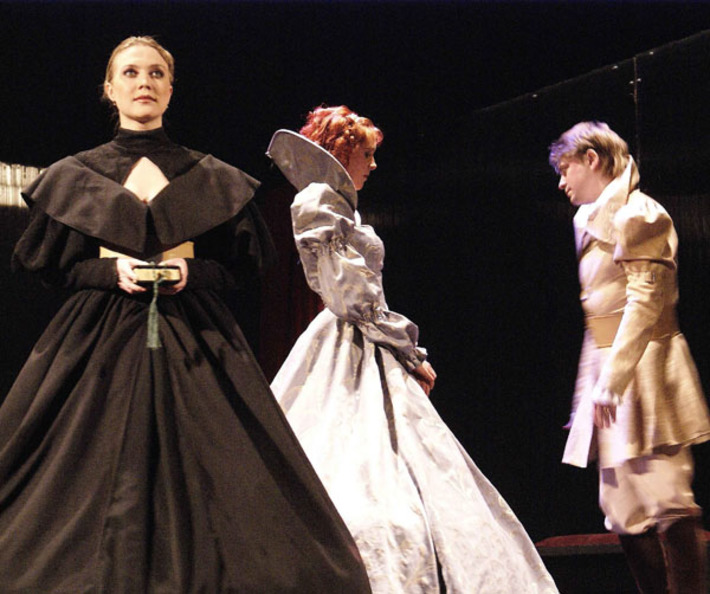 Сцена из спектакля. Фото предоставлено театром «На левом берегу»